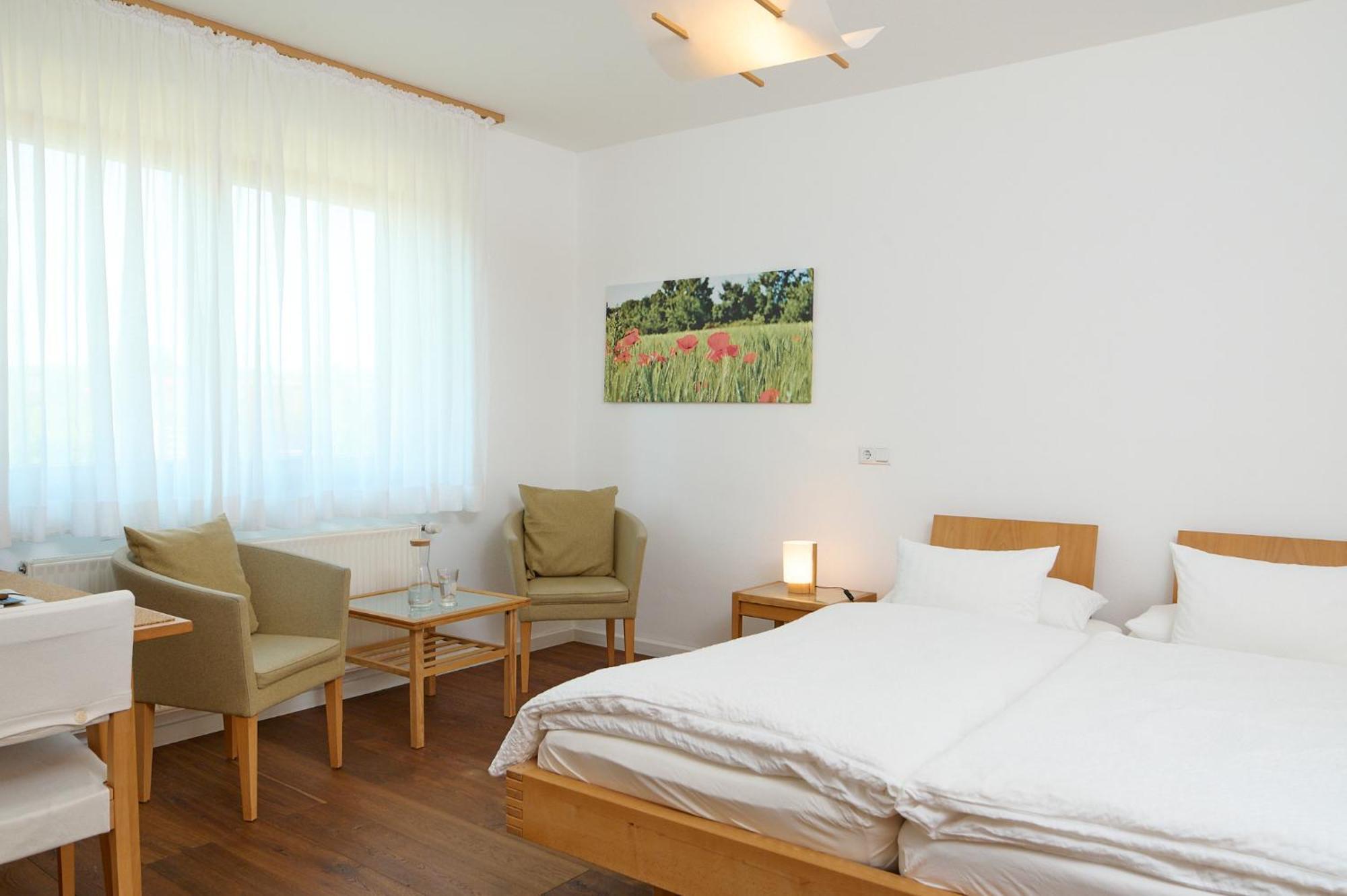 Bioweingut & Landhotel Gaenz Hackenheim Esterno foto
